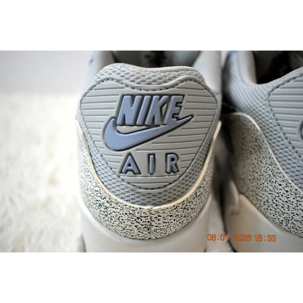 Nike Air Max 90 Premium PLATINUM/BLACK FIBERGLASS (443817-007) Women's Size 8.5
